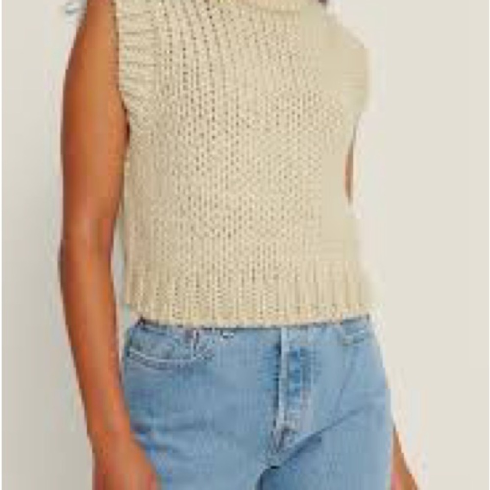 Zara Off-White Chunky Knit Top